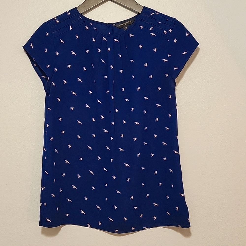 Banana Republic Navy Blue Blouse with Bird pattern, size XS